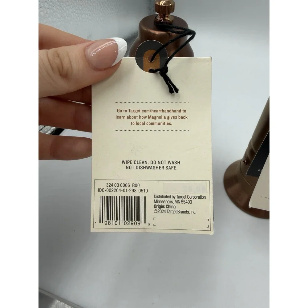 Pair Hearth & Hand With Magnolia Salt & Pepper Copper Finish Crank Grinders NWT - Picture 16 of 16